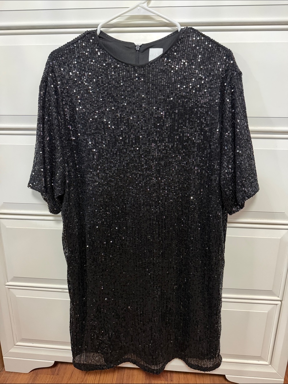 H&M Black Sequin Short Sleeve Shift Dress